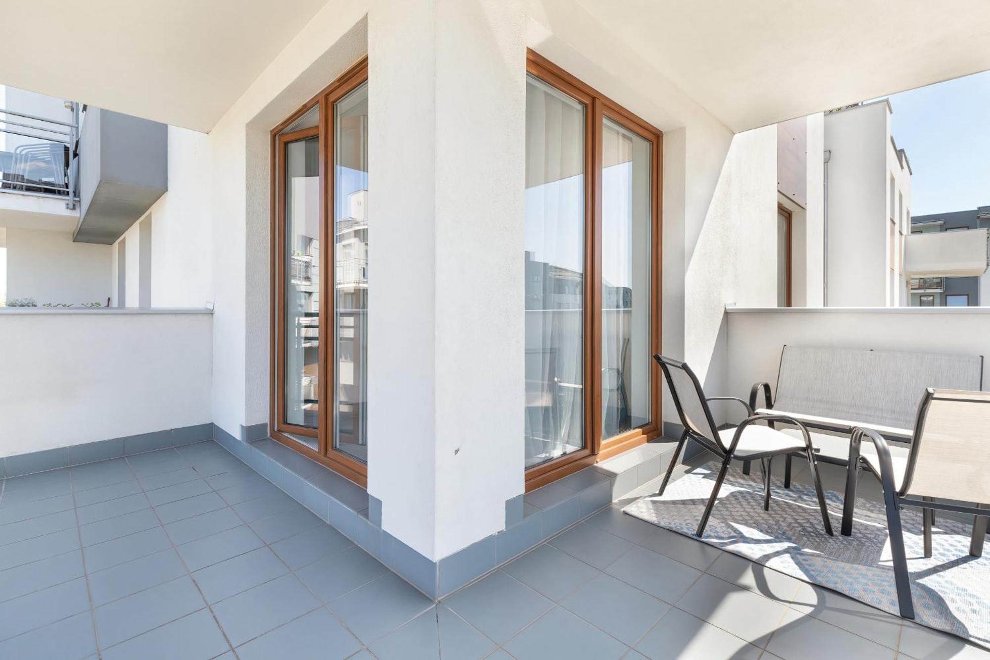 Jasny & Przestronny Apartament Z Balkonem I Parkingiem By Rent Like Home Гдиня Екстериор снимка