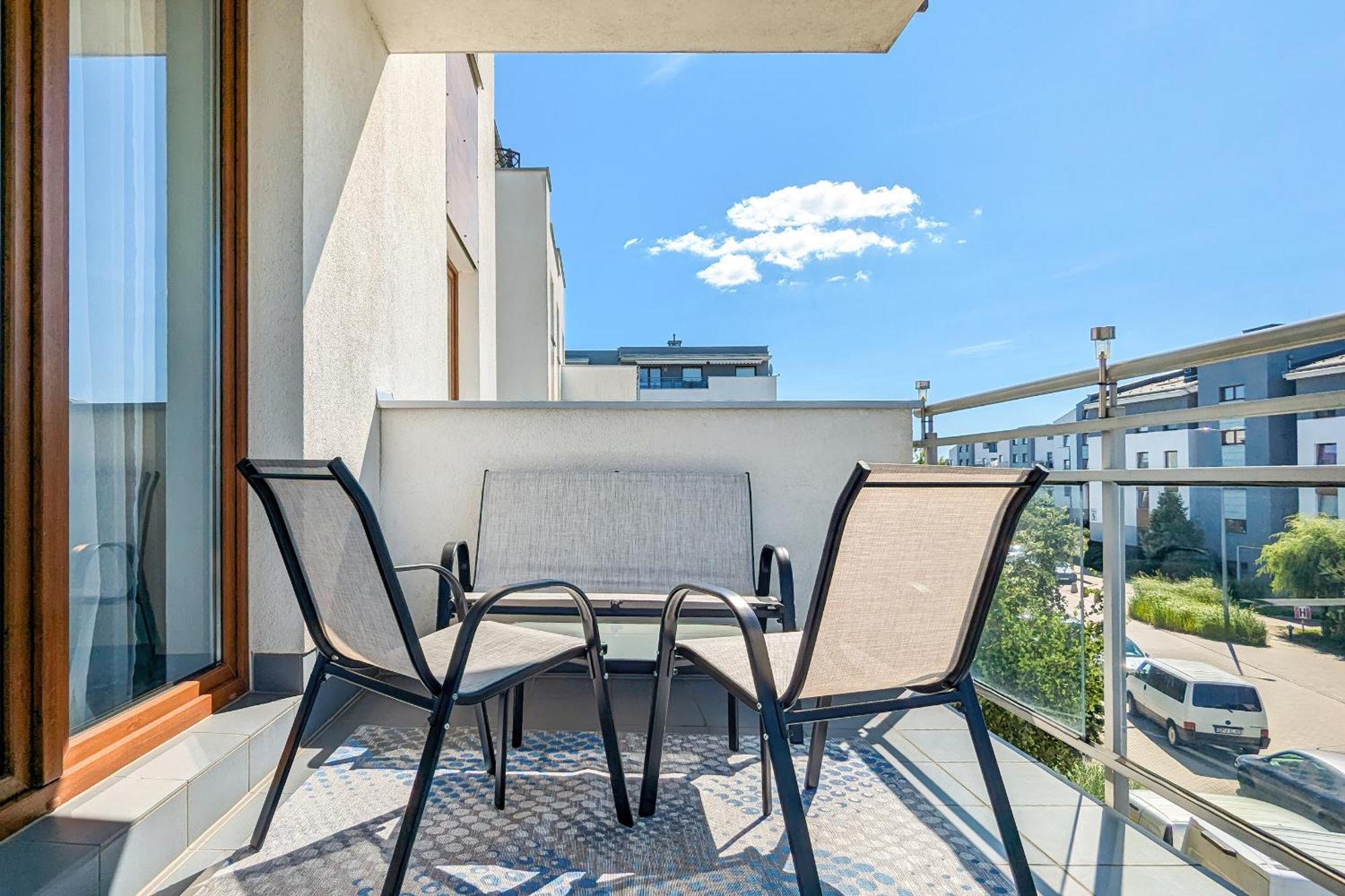 Jasny & Przestronny Apartament Z Balkonem I Parkingiem By Rent Like Home Гдиня Екстериор снимка