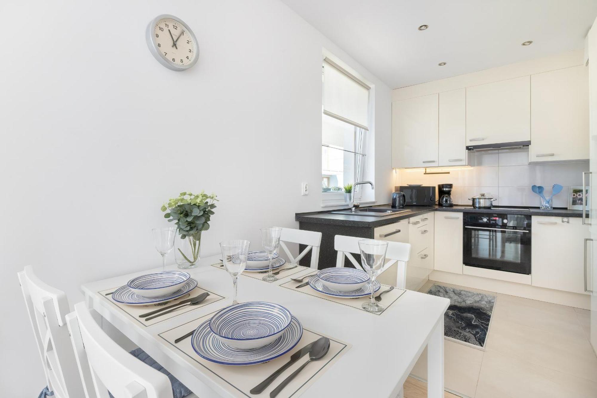 Jasny & Przestronny Apartament Z Balkonem I Parkingiem By Rent Like Home Гдиня Екстериор снимка